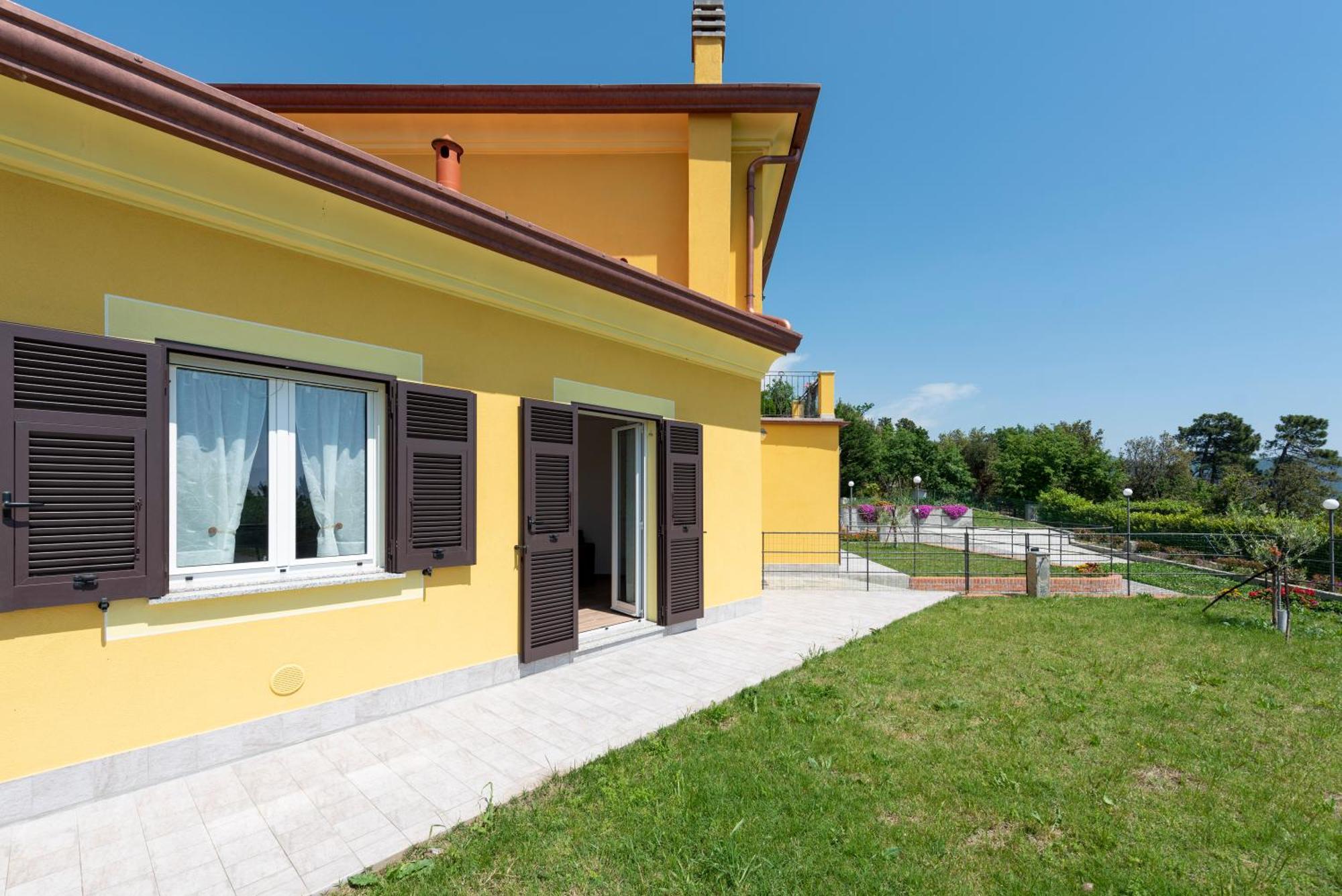 Joivy Villa Guanna - Charming Flat With Garden Bracco Luaran gambar